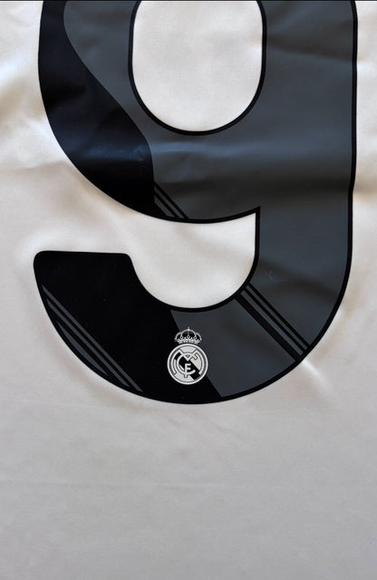 Cristiano Ronaldo #9 Real Madrid 2009/2010 Jersey Retro Ronaldo First Real Madrid Jersey